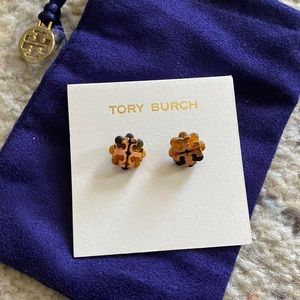 Excellent condition Tory Burch tortoise studs.